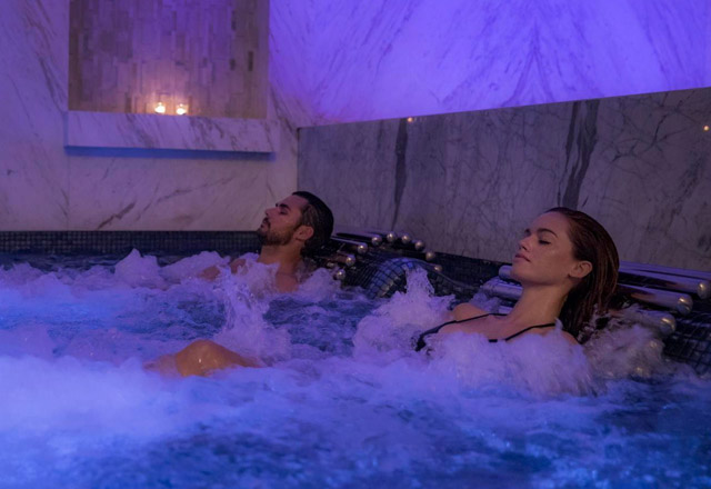 Couples Hydrotherapy